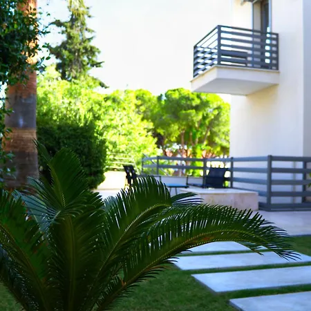 Levon Aparthotel